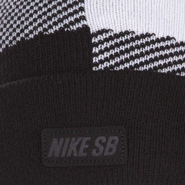 Шапка Nike Sb Buffalo Plaid Pom Sail/Black от Proskater Шапка Nike Sb Buffalo Plaid Pom Sail/Black от Proskater