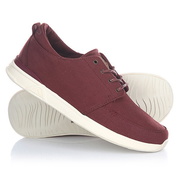 Кроссовки Reef Rover Low Maroon Кроссовки Reef Rover Low MaroonЛетние кеды REEF ROVER сконструированы по технологии Swellular. Стелька сделана из супермягкой пены, за счет чего подарит ногам длительное ощущение комфорта. Формованная промежуточная подошва гарантирует поддержку на протяжении долгого времени, а плотная подошва из резины обеспечит превосходное сцепление, защиту и долговечность обуви.Характеристики:Верх из высококачественного текстиля. Внутренняя мягкая текстильная отделка. Мягкая гибкая съемная внутренняя стелька из пены Swellular. Смягченный воротник. Тонкий смягченный язычок.Классическая плоская шнуровка с тонированными металлическими люверсами. Гибкая вулканизированная резиновая подошва.<br><br>Цвет: бордовый<br>Тип: Кроссовки<br>Возраст: Взрослый<br>Пол: Мужской