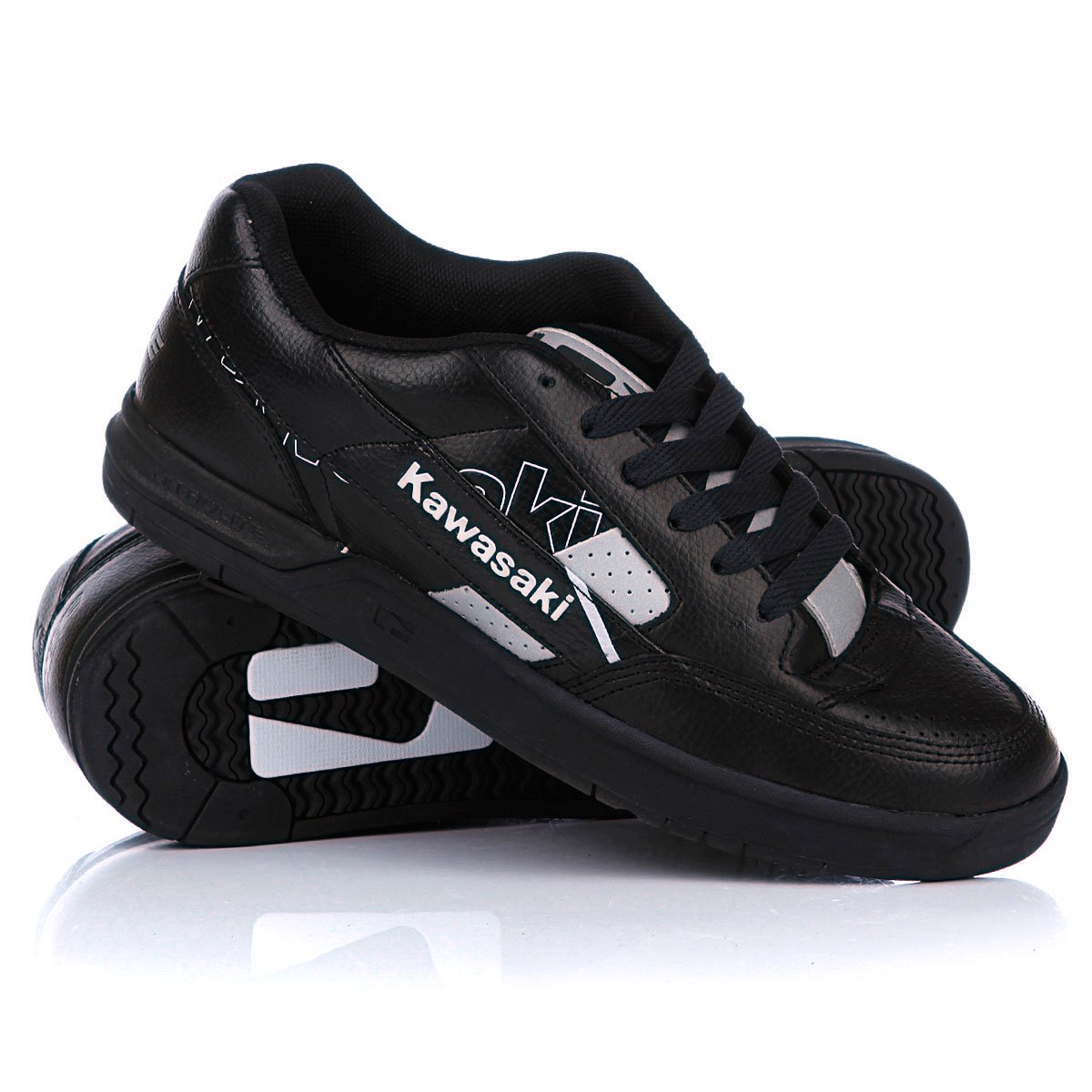 globe kawasaki shoes