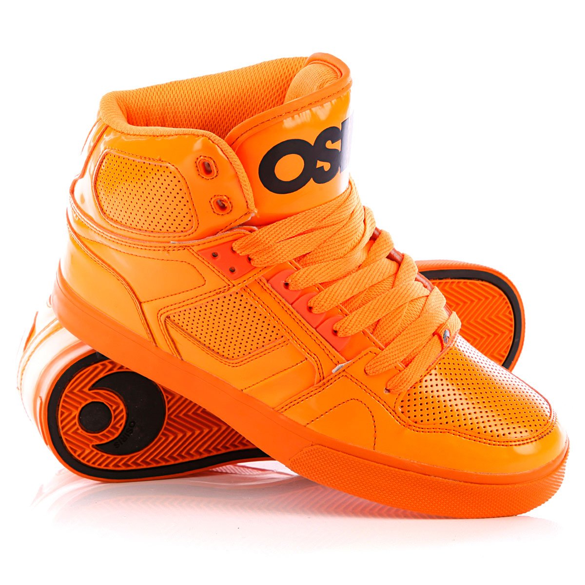 Высокие кроссовки 2024. Осирис кроссовки. Osiris NYC 83 VLC Orange/Black/LTE. Osiris кеды. Osiris кроссовки оранжевые.