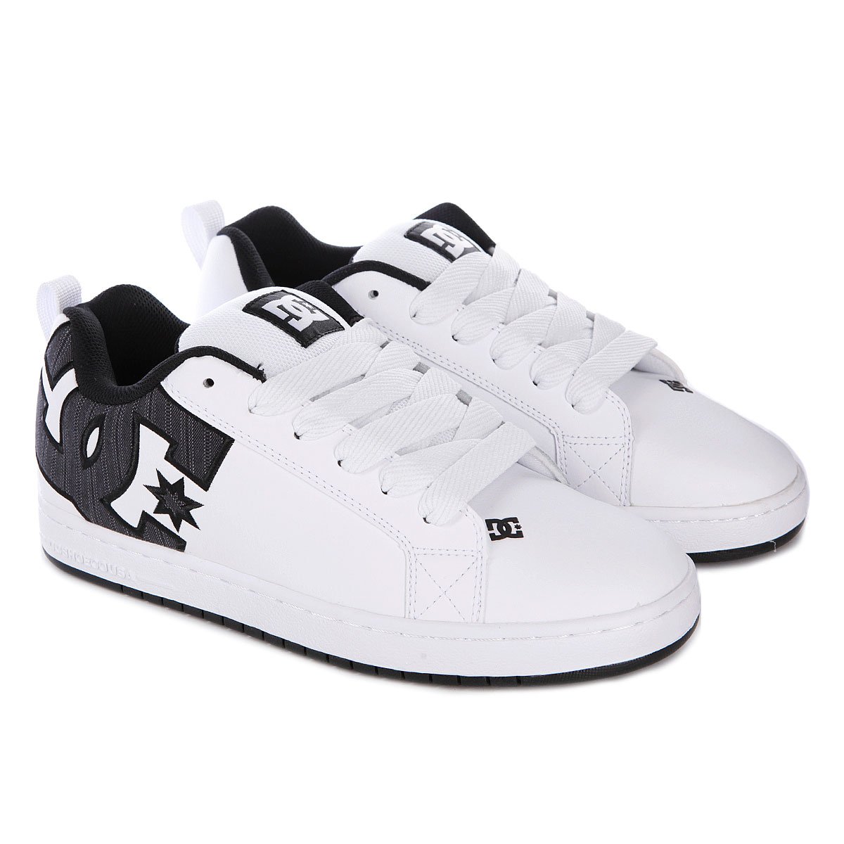 Court graffik x slayer. Кеды DC Court Graffik se. Кеды DC Shoes Court Graffik Black / White. DC Court Graffik. DC Court Graffik Black White.