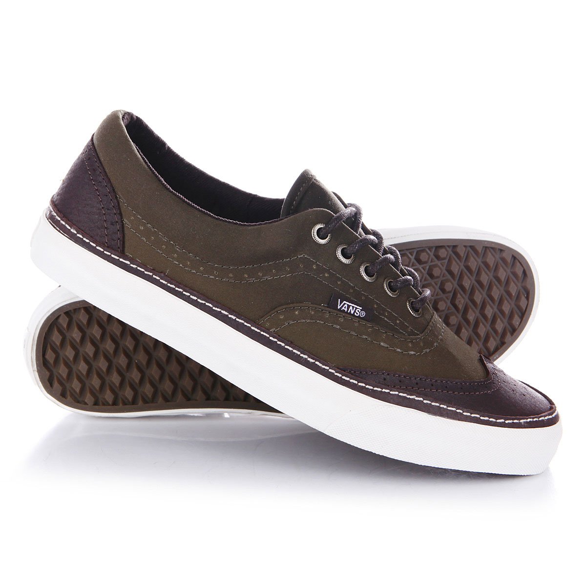 vans era wingtip