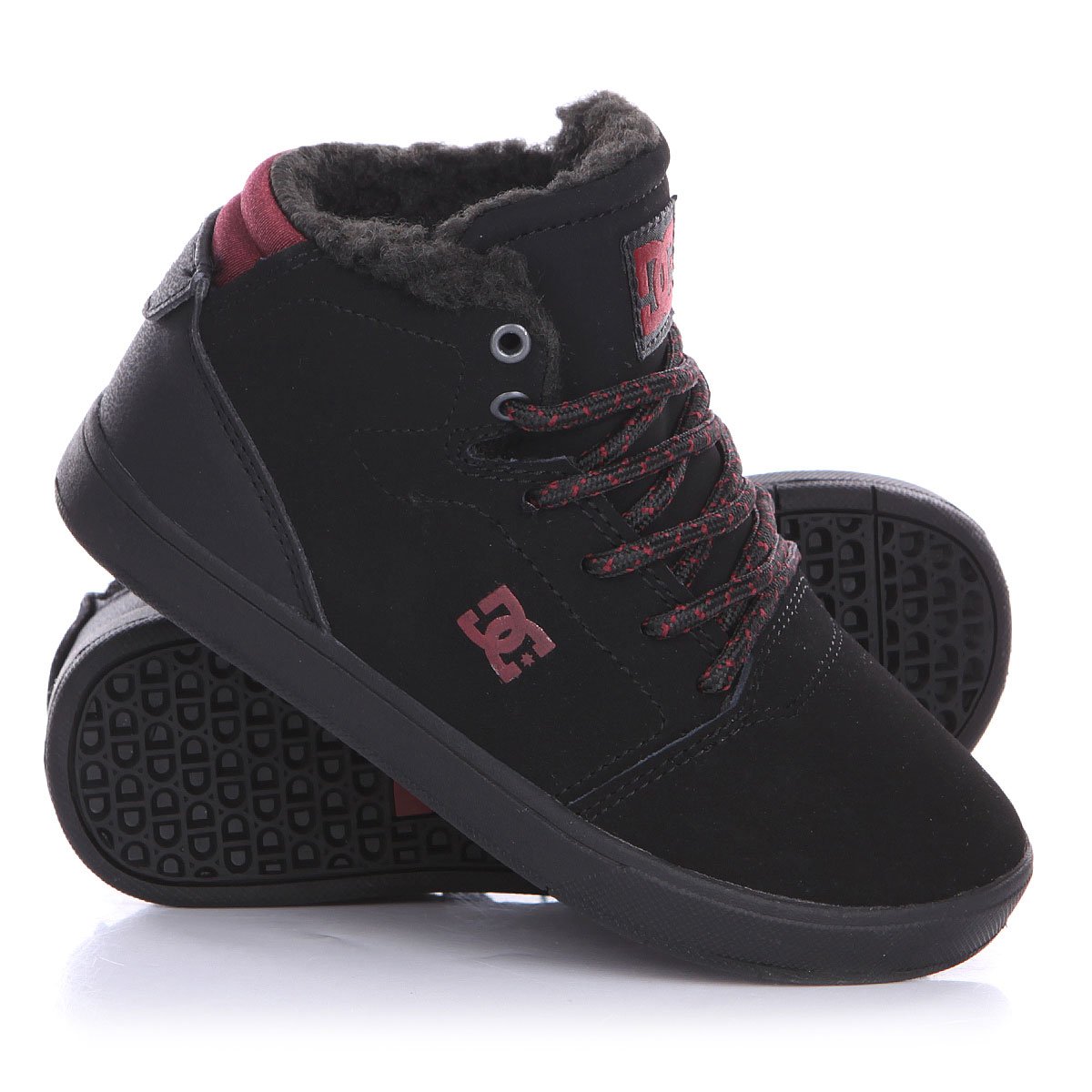 Утепленные кроссовки. DC Shoes зимние кеды подростковые. DC Shoes с мехом. Черные зимние кеды ДИСИ. Адидас кроссовки теплые детские.