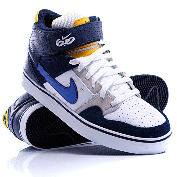 Nike air clearance mogan mid 2