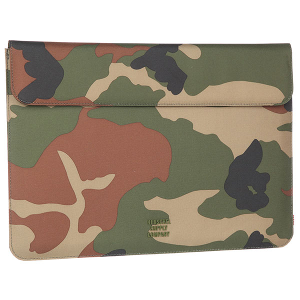 

Чехол для ноутбука Herschel Spokane Sleeve For Macbook Woodland Camo