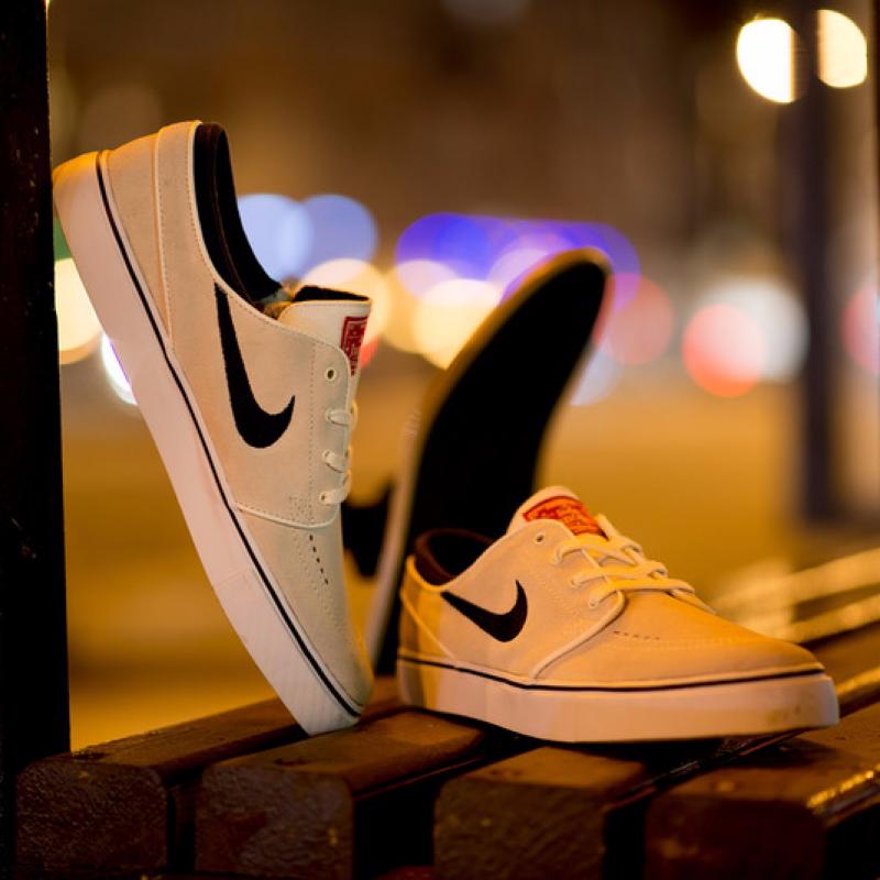 Nike Zoom Stefan Janoski Smmt White Obsdn Unvesty Rd White